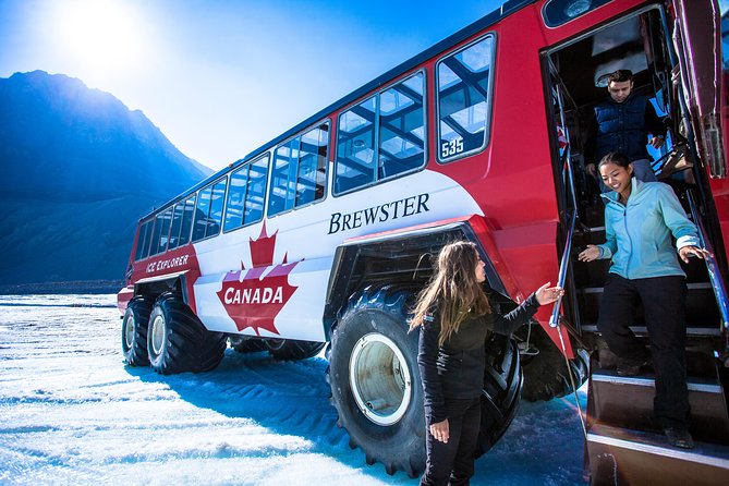 Book Jasper Glacier Skywalk and Athabasca Glacier Tour from Icefield Glacier Discovery Centre